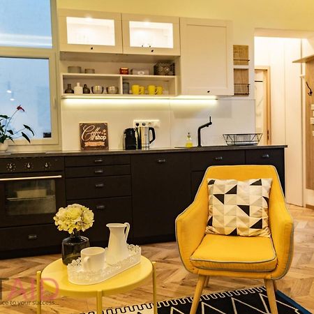M10 Apartment - Hostaid Budapeszt Zewnętrze zdjęcie