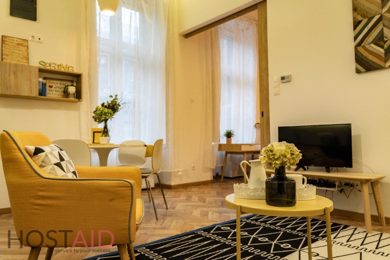 M10 Apartment - Hostaid Budapeszt Zewnętrze zdjęcie