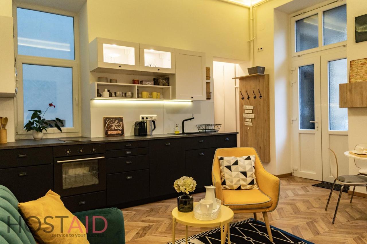 M10 Apartment - Hostaid Budapeszt Zewnętrze zdjęcie