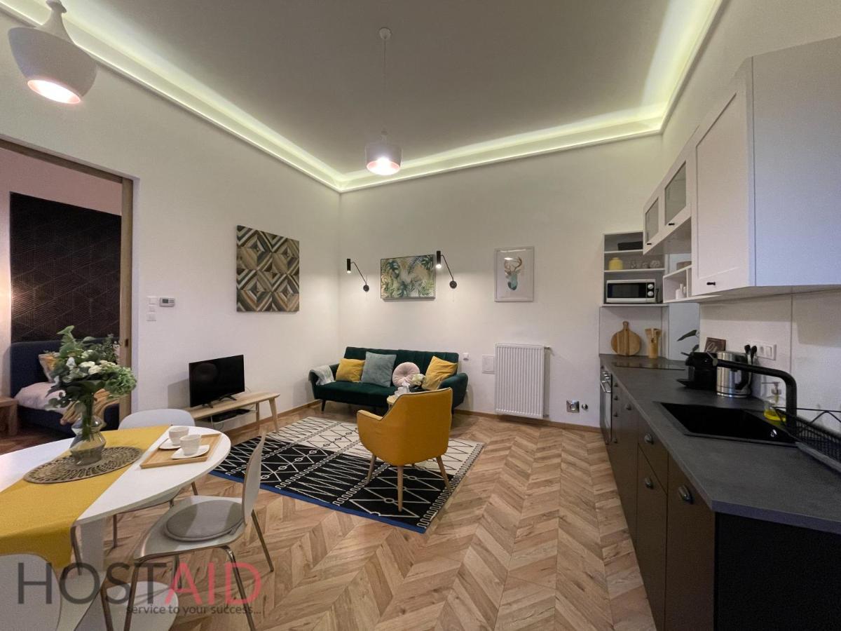 M10 Apartment - Hostaid Budapeszt Zewnętrze zdjęcie